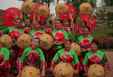 新居里社区新秧歌舞蹈队《茶香中国》