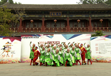 春之韵舞蹈队《站在草原望北京》