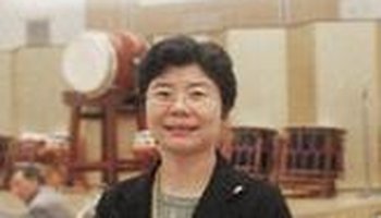 人物简介 杨帆,女,1966年08月出生,1988年7月毕业于广东药学院药学