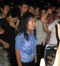 8·17山东济南狱警殴打老人事件_360百科