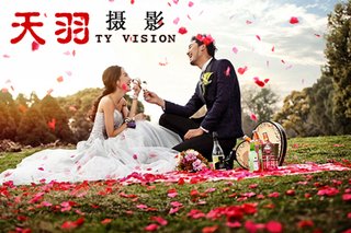<em>天羽</em>婚纱<em>摄影</em>,2014特惠浪漫满屋旅行婚纱套餐