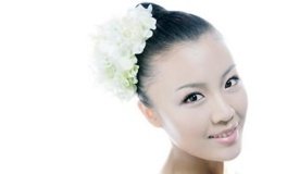 生活日妆!专业生活化妆,优质的服务,交通便利!