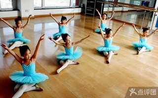 希蕊东方舞少儿暑假班舞蹈1周体验课