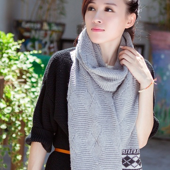 韩版针织围巾 秋冬季百搭羊毛羊绒方巾 女士格