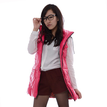 衣品风华2013年春季新款亮面<em>长款女款棉马甲</em>