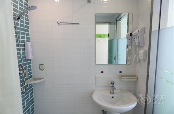 【汉庭海友酒店(北京定慧寺店)】地下室大床住