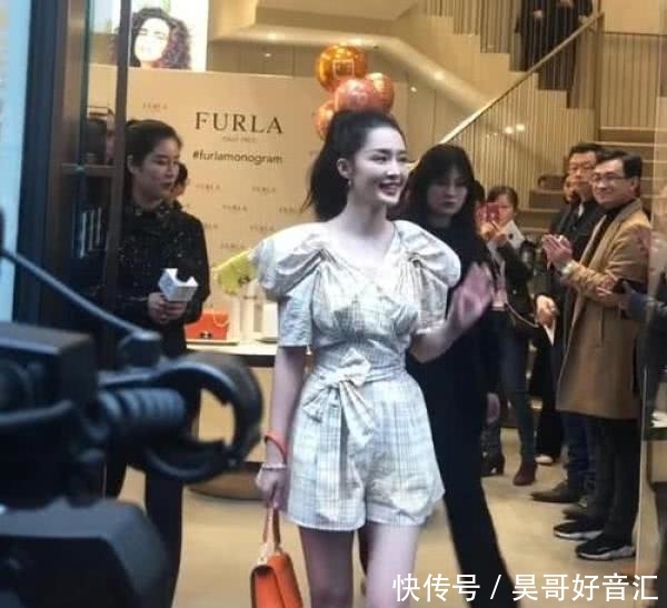 郑爽之后,又一位漫画腿李沁!漫画:这双腿,真实少女史莱姆网友美图片