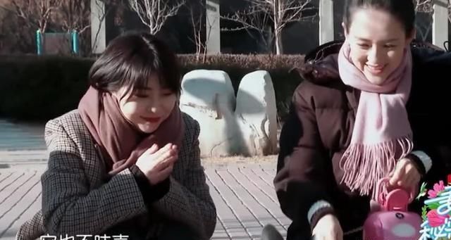 章子怡汪峰偶遇同小区素人,章子怡的态度显人