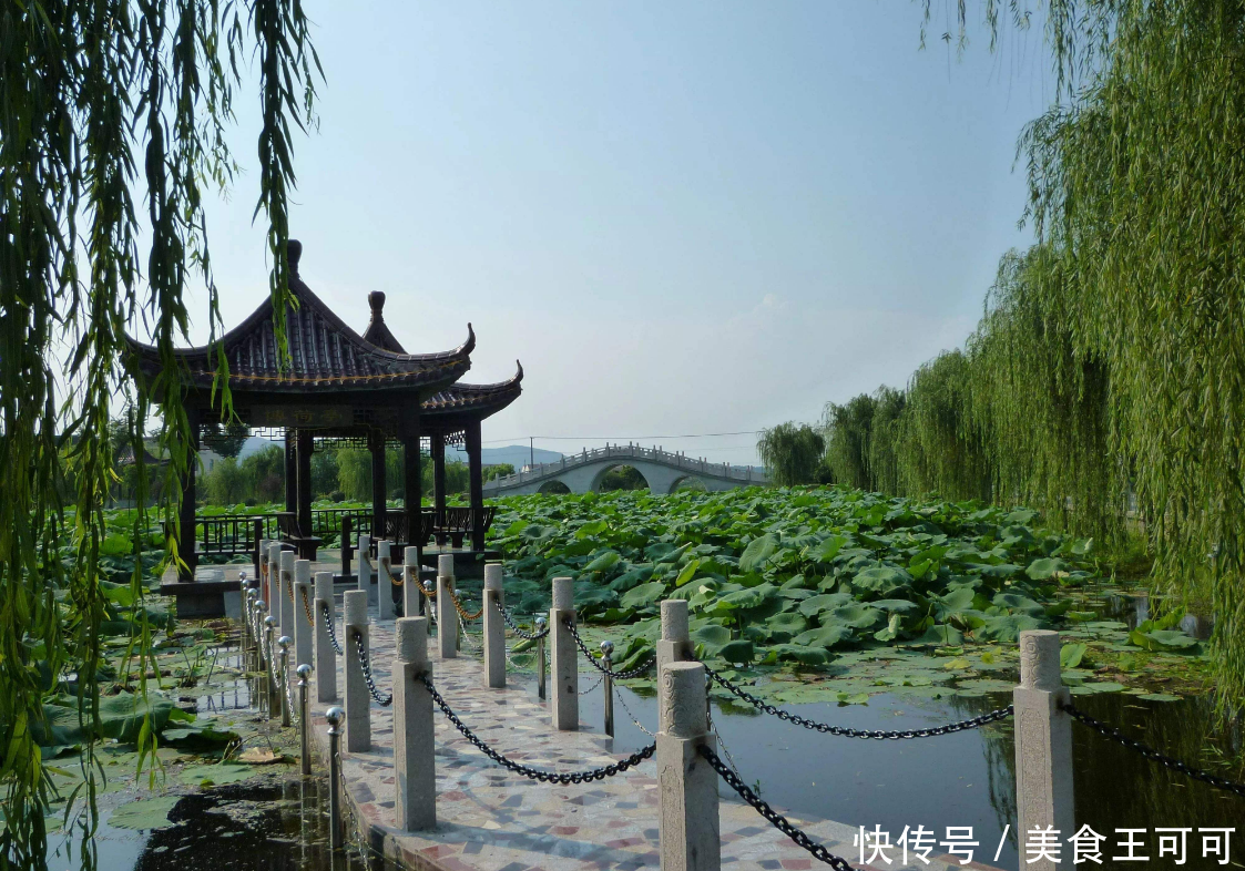 江苏最奇特的一座城市,被省内兄弟城“拦腰截断”