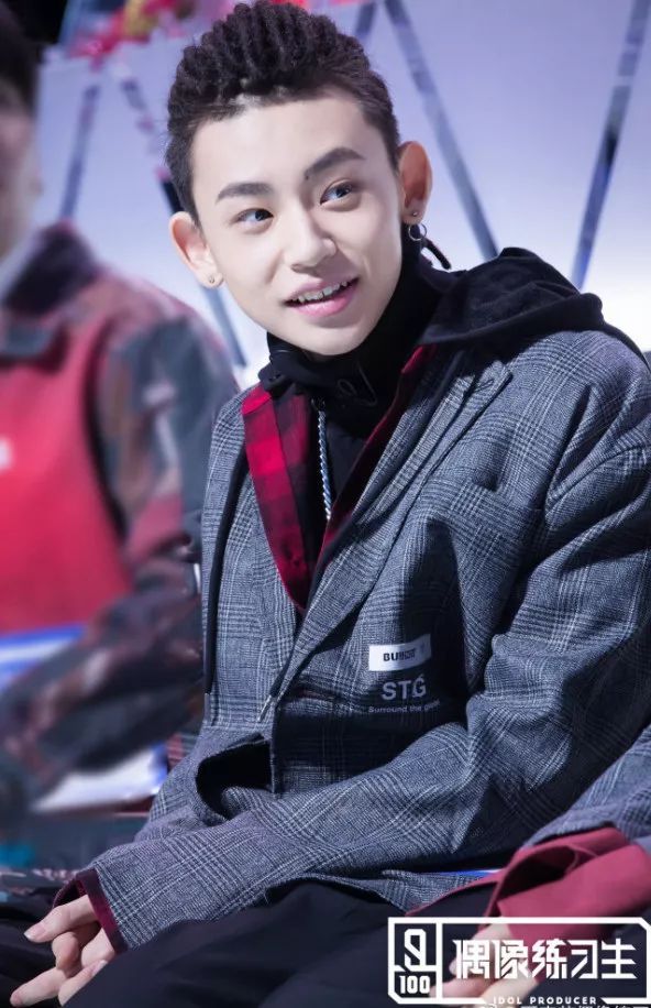 偶像练习生们,如果有来生,签一家NB的公司吧