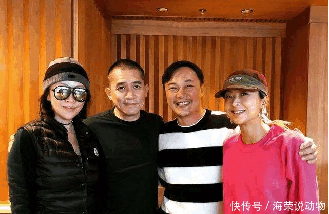 看了甘比接孩子放学的照片, 再看徐濠萦的, 网友