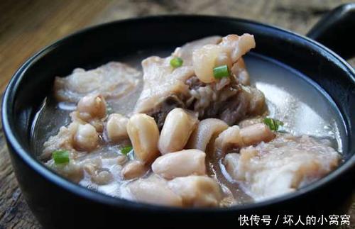 剖腹产和顺产的月子饮食各有不同,新妈妈们都