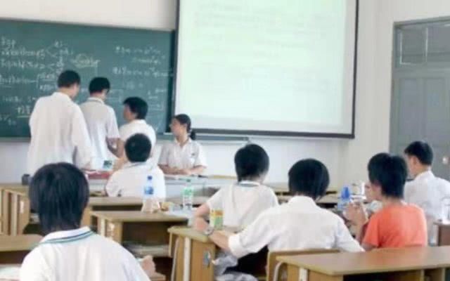 怎样向教育局举报学校