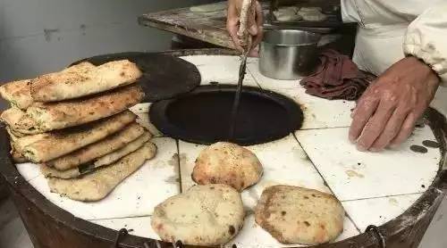 如何鉴定承重墙是否毁坏墙体结构(鉴定承重墙是否毁坏墙体结构) 钢结构钢结构螺旋楼梯施工 第2张 如何鉴定承重墙是否毁坏墙体结构(鉴定承重墙是否毁坏墙体结构) 钢结构钢结构螺旋楼梯施工 第2张