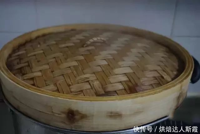 如何蒸出嫩滑鸡蛋羹?记住3个小窍门就够了!