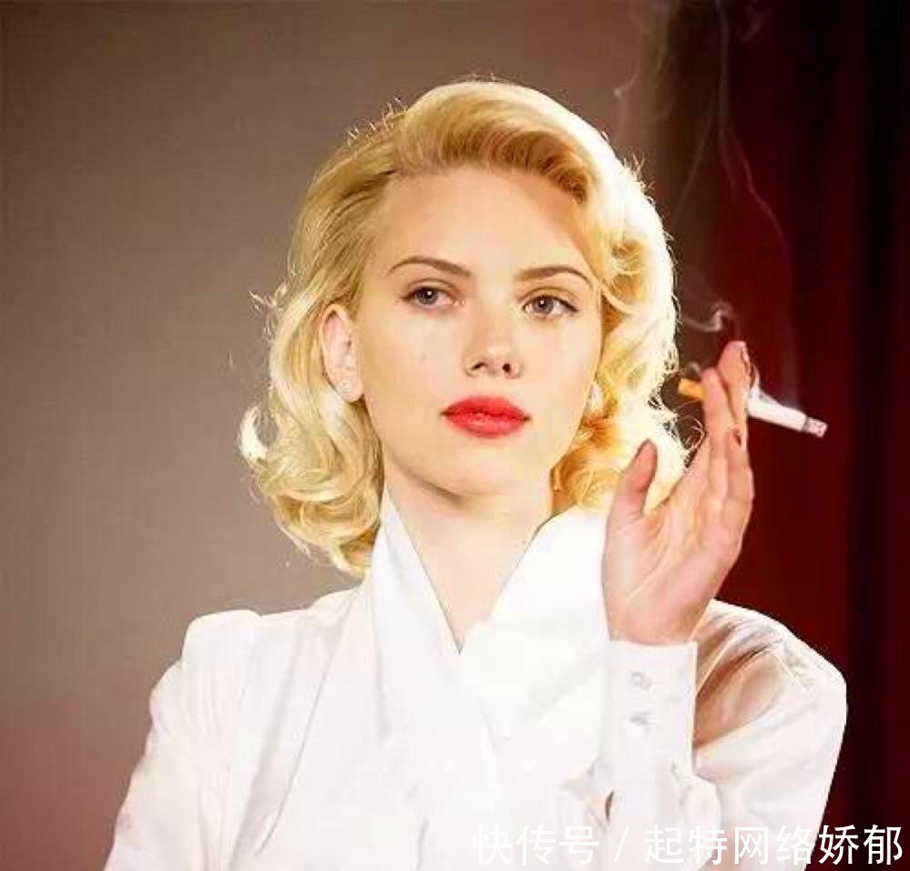 这两位美国女明星,16岁的旧照曝光,让你体验情趣内衣高明佛山图片