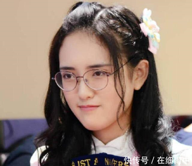 好友曝小三杜雨薇黑历史12岁骗学生钱,16岁骗感情脚踏数条船