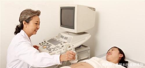 头胎腹部不显怀,二胎肚子大得快,是真的吗