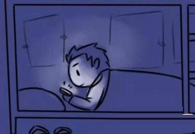 睡在床上玩手机的我表情包大全 微信表情包分享