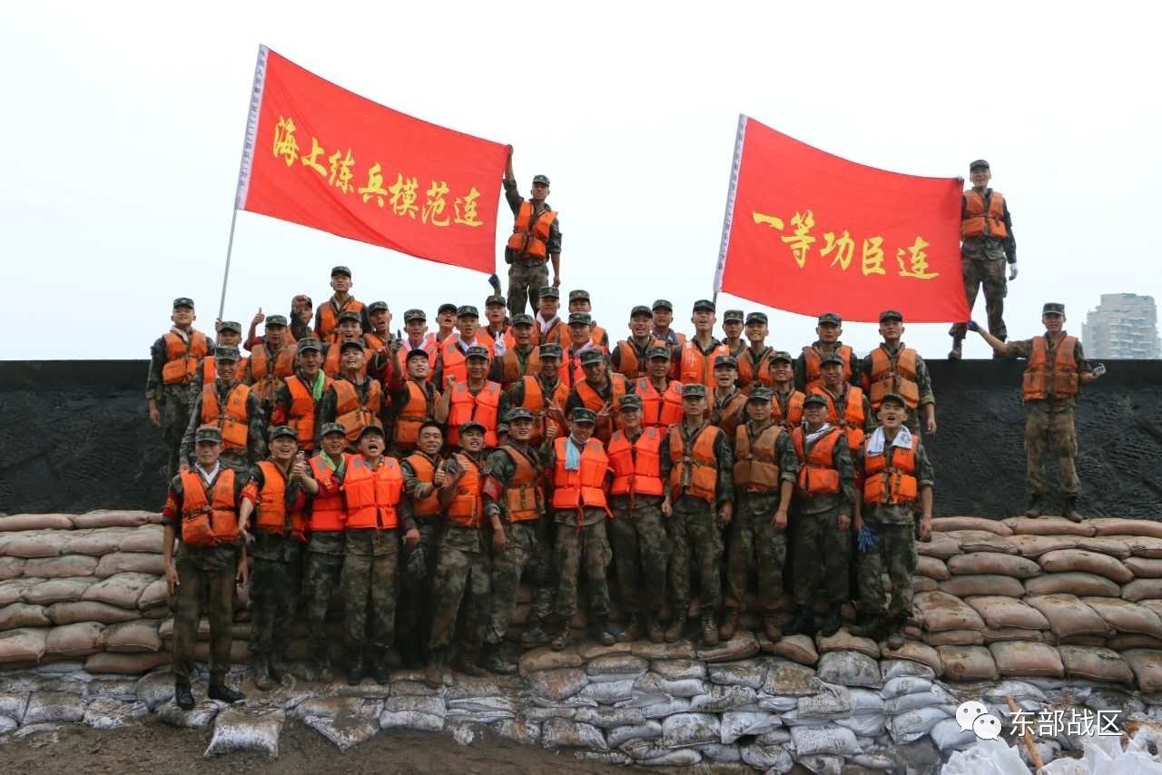 请记住抗洪救灾中这些温情故事和画面