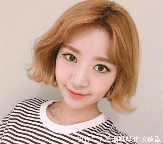 2018女生短发烫发流行款,短发怎么烫显年轻