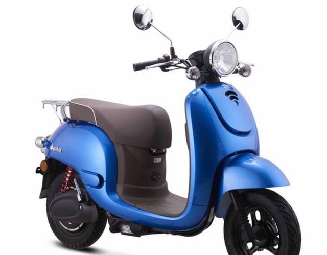 摩托车需要上牌,需要考驾照,需要每年审车吗