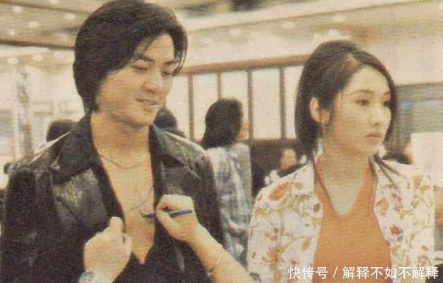 大奶蝴蝶逼美女色情高清图片