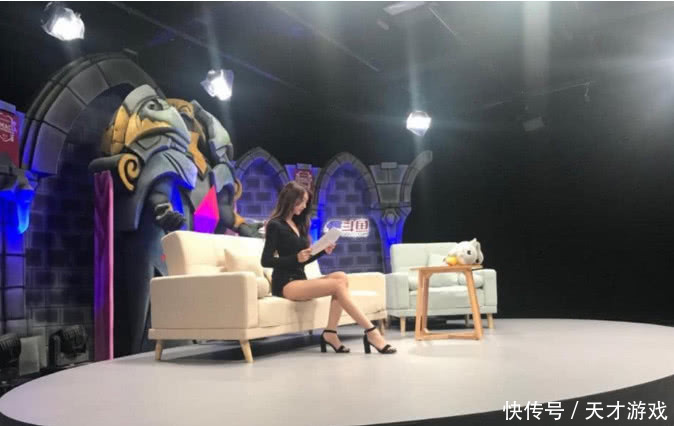 LOL:今年德杯恐成史上最失败比赛!因为这个女