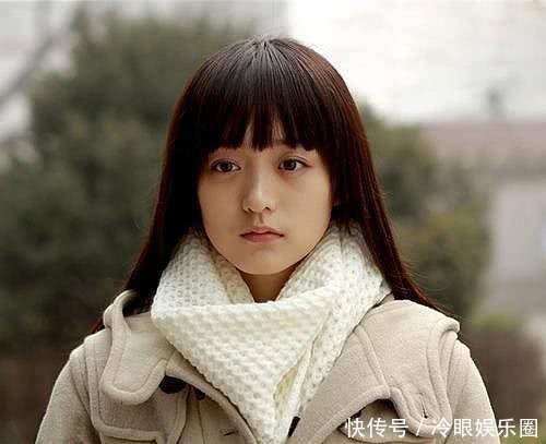 人称小周迅的她霸占白敬亭微博置顶多年,颜值