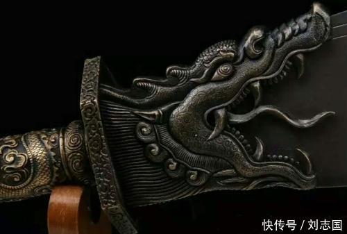 古代士兵使用的兵器,现代人为啥拿不动?原因其