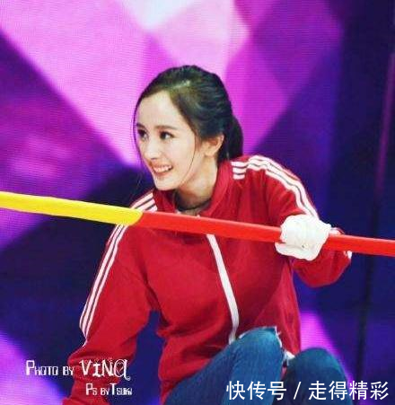 《快本》杨幂的拍照姿势,图2难度大,图5刘恺威