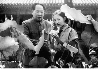 李敏、李讷是毛主席的两个女儿,为何她们姓李