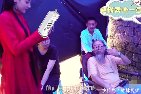 一提起迪丽热巴,这个60岁的大导演一脸怨妇样