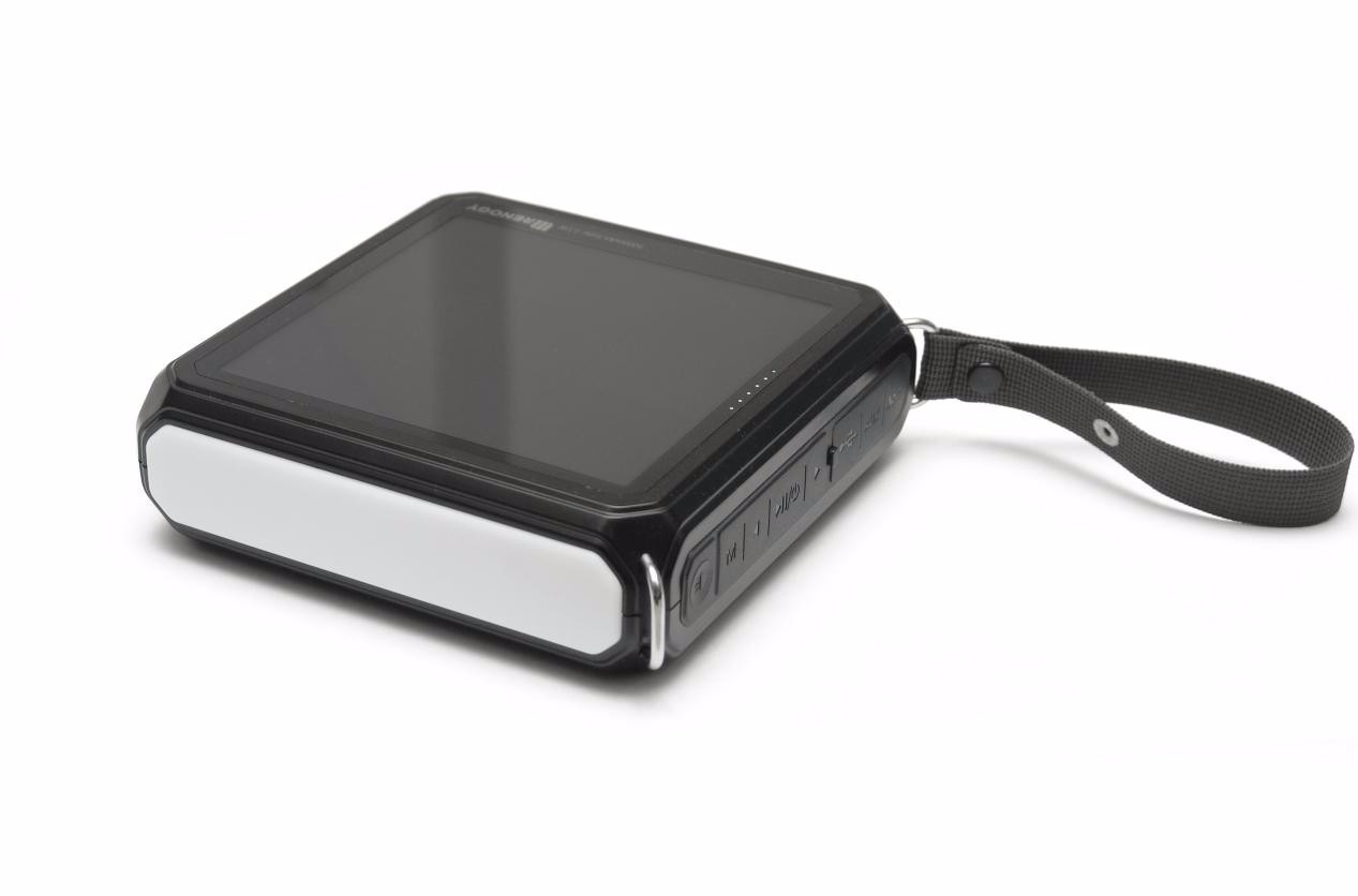 新能源不是玩概念 RENOGY新品亮相国际家具展(图7) 新能源不是玩概念 RENOGY新品亮相国际家具展(图7)