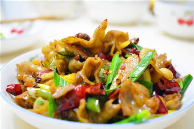 手把手教你做a鲫鱼鲫鱼,干脆焦香,味道赛过大饭肥肠锅仔图片