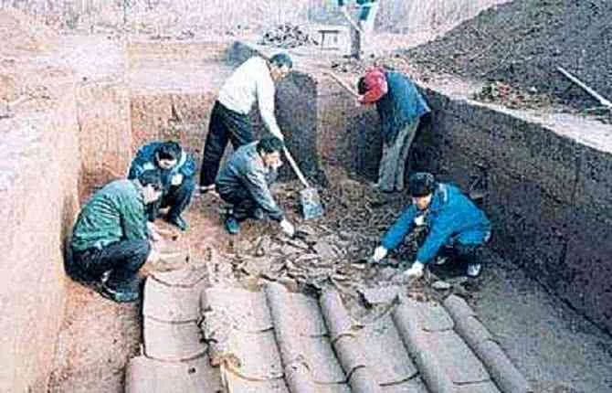 专家发现阿房宫遗址,考古后感叹道:我们都错怪了项羽 - 爱新觉罗.启松 - 爱新觉罗-启松的博客 专家发现阿房宫遗址,考古后感叹道:我们都错怪了项羽 - 爱新觉罗.启松 - 爱新觉罗-启松的博客