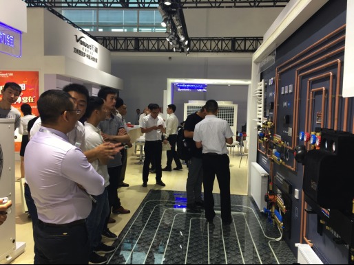 萬(wàn)和采暖爐新品及新技術(shù)閃耀2017ISH暖通展(圖3) 萬(wàn)和采暖爐新品及新技術(shù)閃耀2017ISH暖通展(圖3)