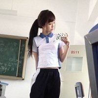 <em>深圳中学校服</em>裤子150要配多少码的上衣?