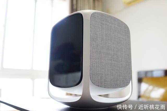 好听好看真互动狗尾草HE琥珀智能音箱体验