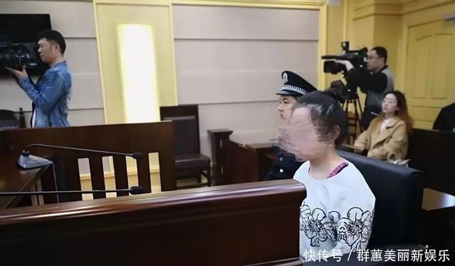 90后女生神操作!高买低卖迪士尼门票套现700