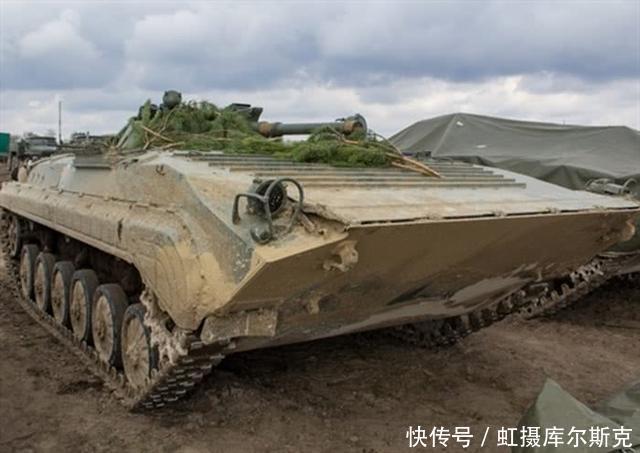 乌克兰步兵战车损失惨重向波兰买二手货,其实