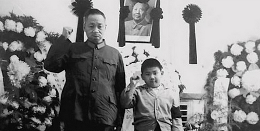 此人是毛主席最爱的儿子,毛主席临终时为何他却不能披麻戴孝?真