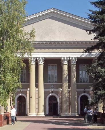 克里米亚联邦大学的格奥尔吉耶夫斯基医学院尤其受青睐.