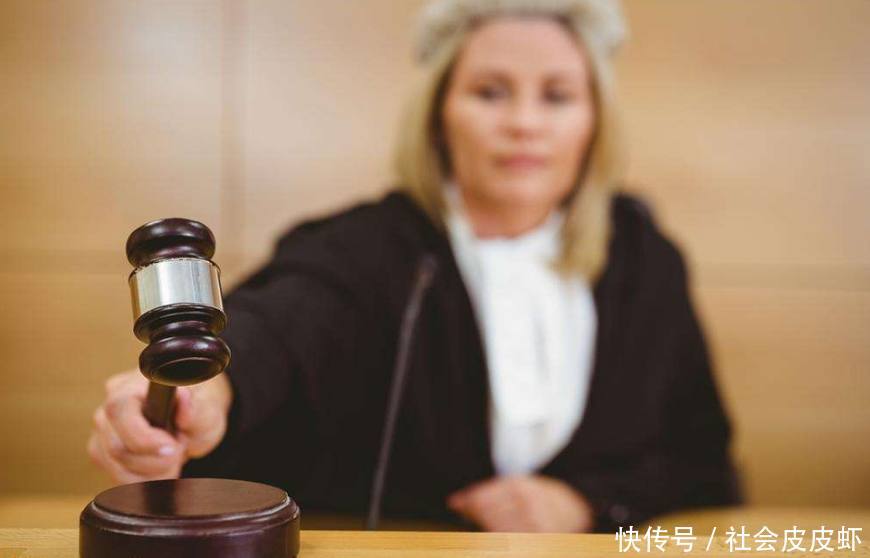 同居,妻子报警后丈夫被抓,法官:你这样要坐牢的