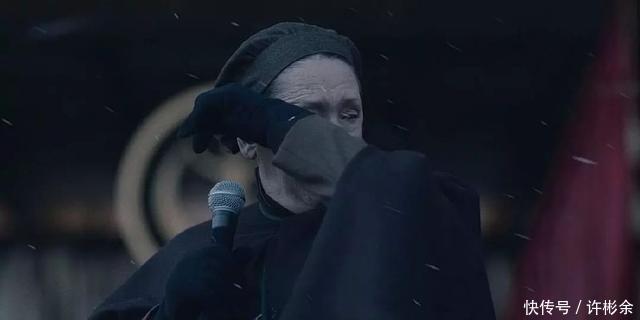 《使女的故事》不是恐怖片,却让我抑郁了一个