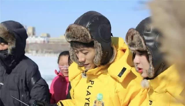 张一山微博痛斥王俊凯的摄影师有毒,王俊凯:为