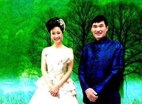 大衣哥朱之文的婚纱照，大衣嫂的蜕变之路，认真打扮起来还真美