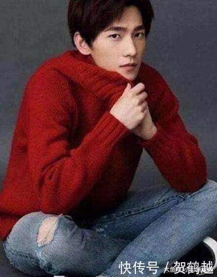穿红色衣服的男星中谁最帅,网友我只看出鹿晗