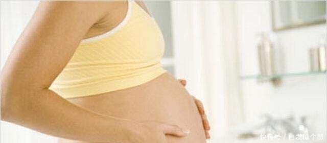 怀二胎时,为何预产期会推迟孕妈可能太懒惰了