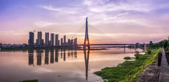 为什么人口净流出的三四线城市房价还在暴涨?